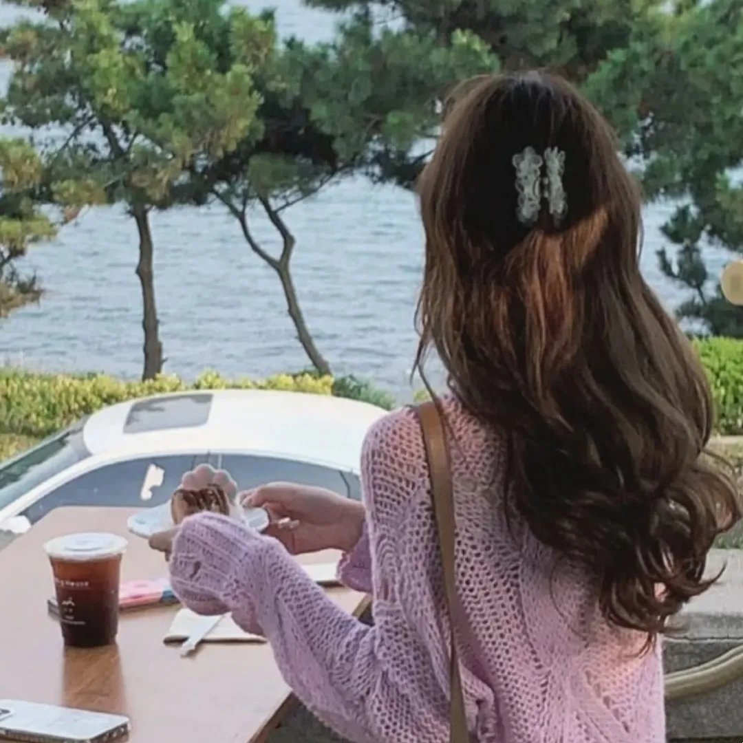 一见倾心爱上她